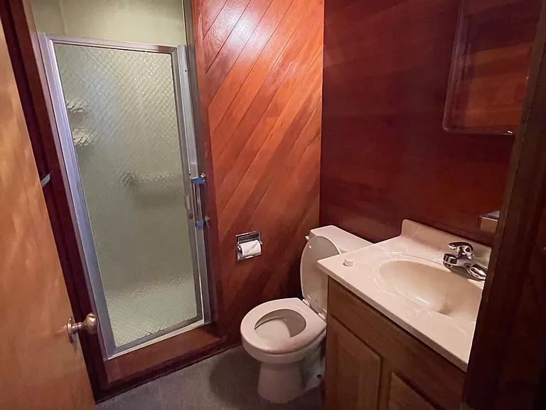 153 Riverview Dr E — Photo 17