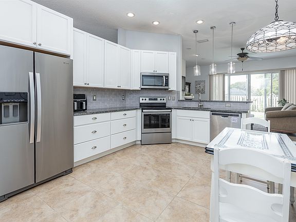 5th image of 605 N Forest Creek Dr