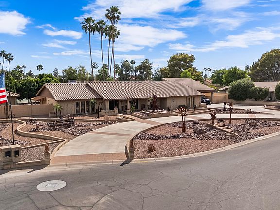 2nd image of 6955 W CALAVAR Road