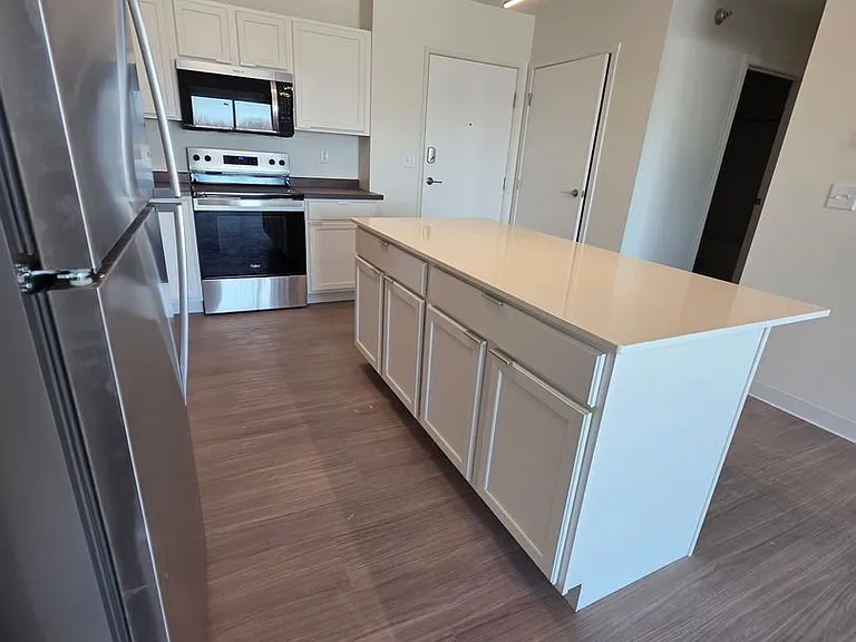 Rail10 Lofts — Photo 40