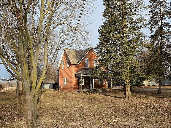 3rd image of 516 N Frost Ave