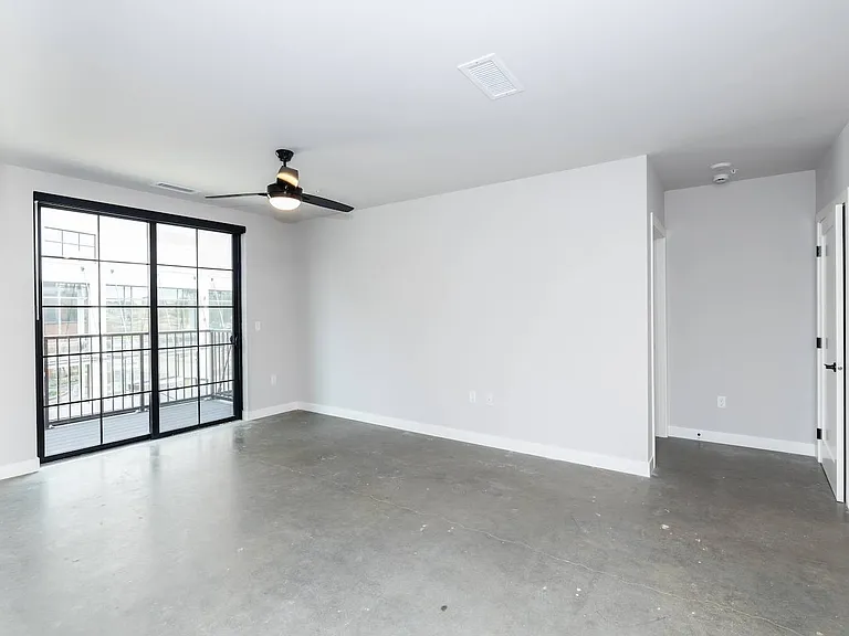 The District Lofts — Photo 11