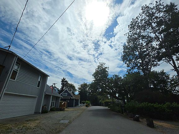 4th image of 14321 W Thorne Ln SW