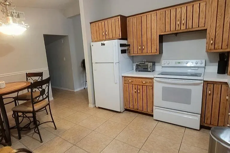 3530 Schwalbe Dr — Photo 12