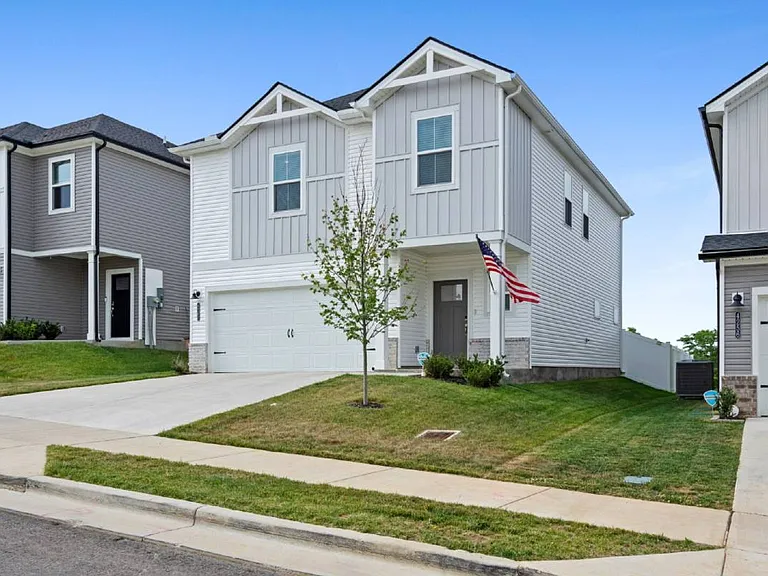 4260 Skyridge Dr — Photo 4