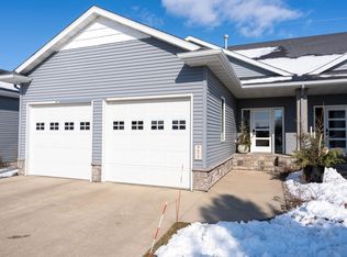 4625 Beach Ln S, Fargo, ND 58104
