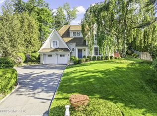 6 Francine Dr, Greenwich, CT 06830