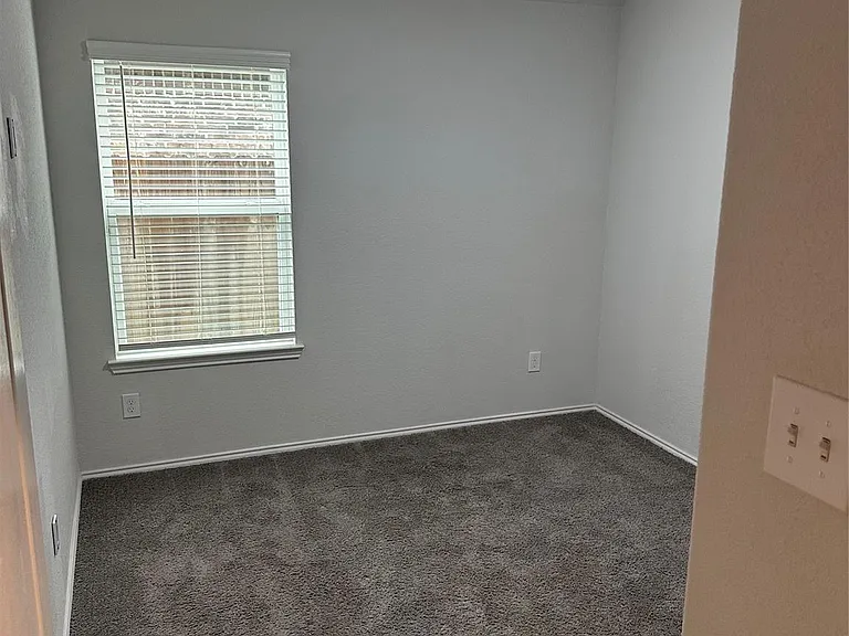 5186 Dry Hollow Dr — Photo 18
