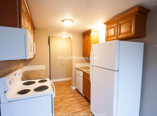 1565 N Manzanita St, Canby, OR 97013