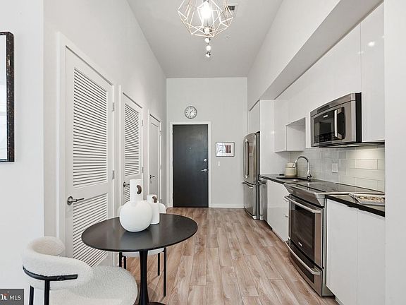 3rd image of 460 New York Ave NW Unit 205