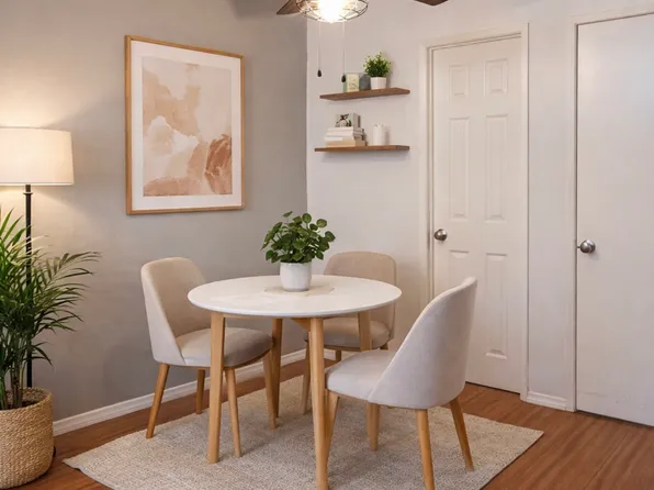 (undisclosed Address), Van Nuys, CA 91405