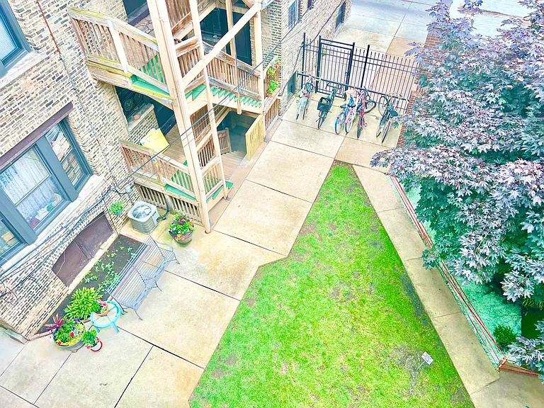 907 W Sheridan Rd #3 — Photo 23