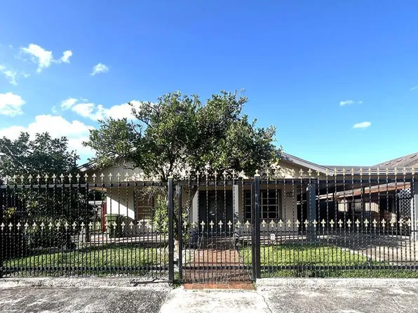 1875 Victoria Dr, Brownsville, TX 78521