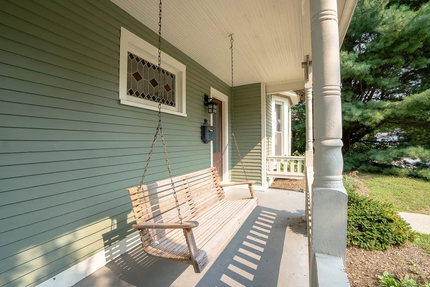6 bed, 2321 sqft, $10,000 — Photo 4