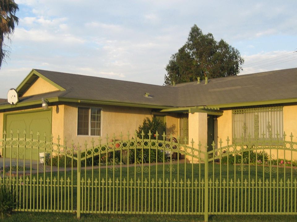 Side View of the Front of House.