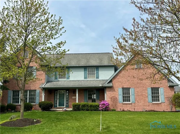 5901 E Cobblestones Ln, Sylvania, OH 43560