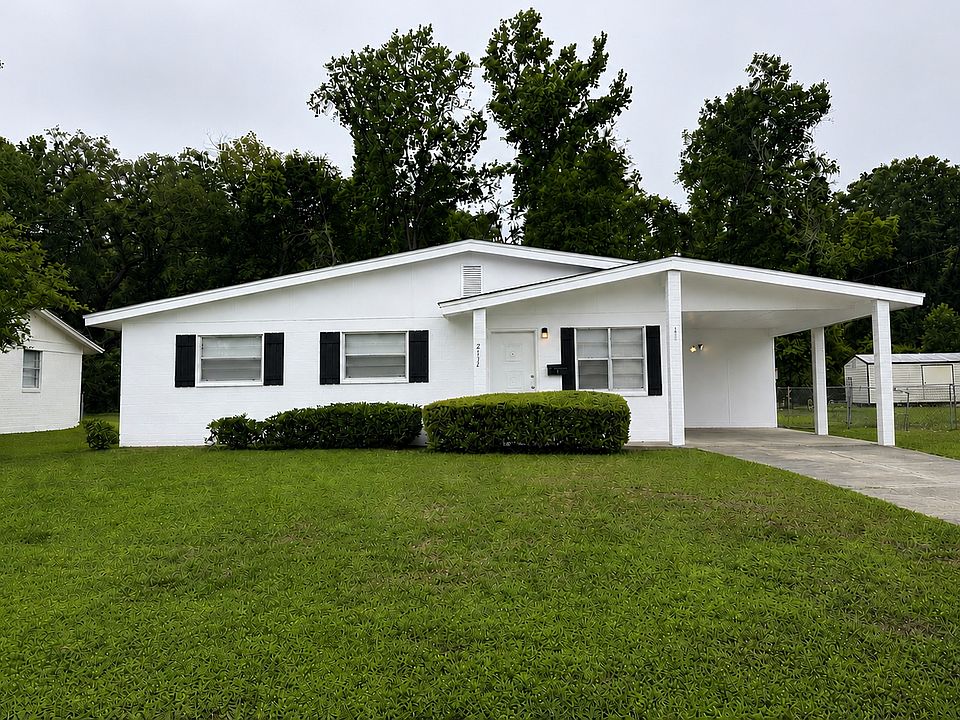 1st image of 2121 Melanie Dr