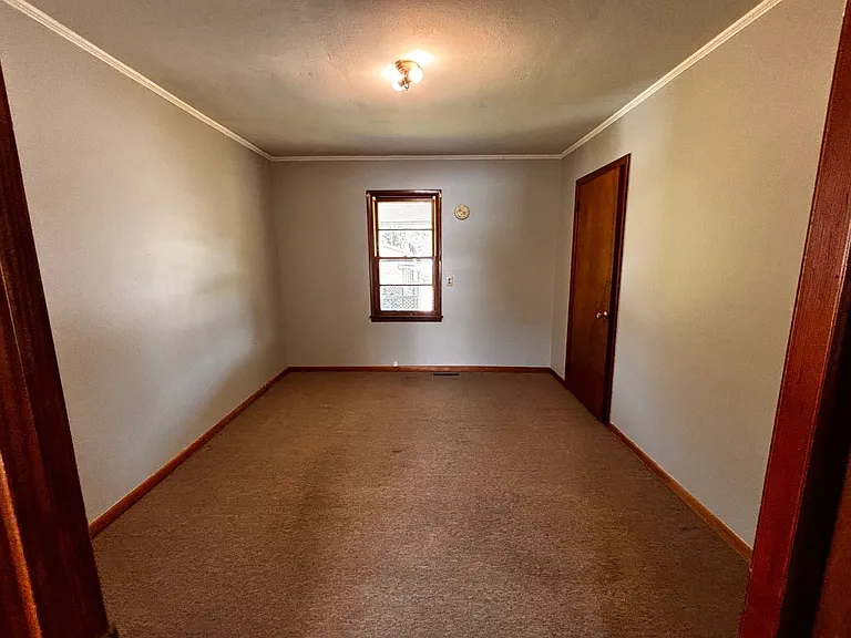 104 Meridith St — Photo 7