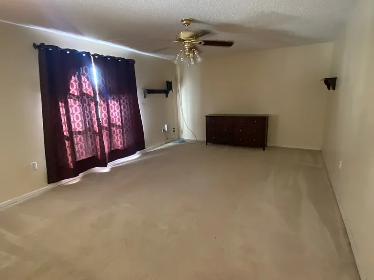3939 Stonefield Dr — Photo 22