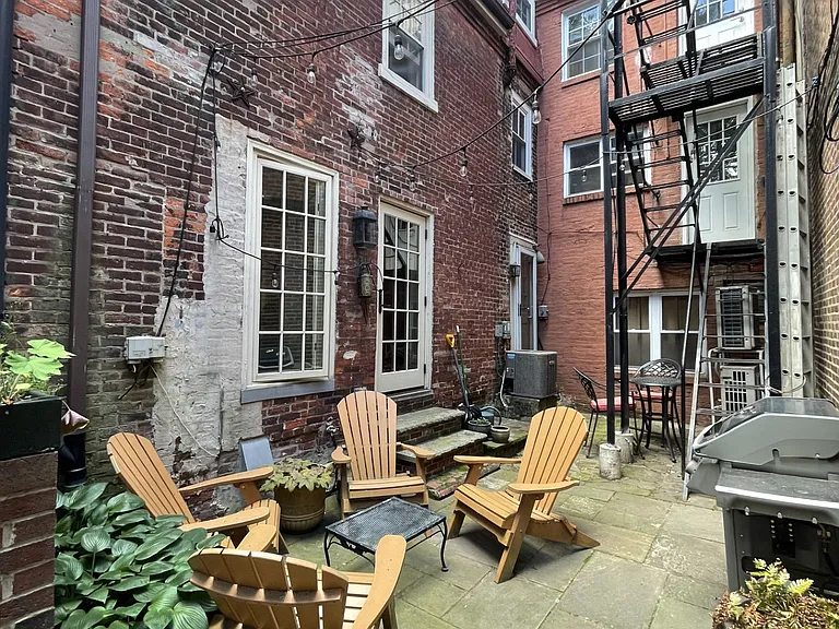 1225 Panama St — Photo 9
