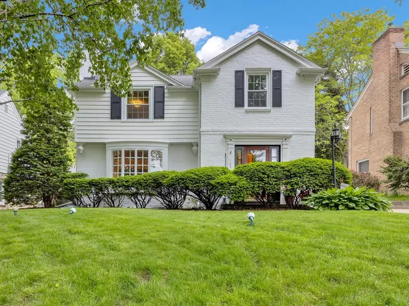 165 N 85th STREET, Wauwatosa, WI 53226