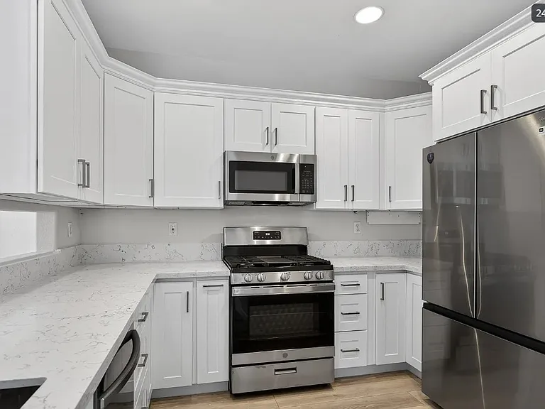 7839 E Viewrim Dr — Photo 24