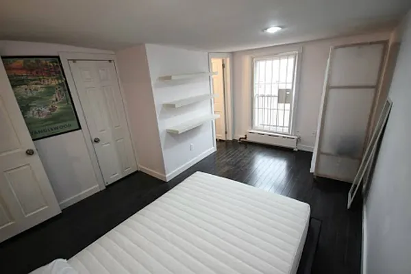 Rented by MNS | media 19