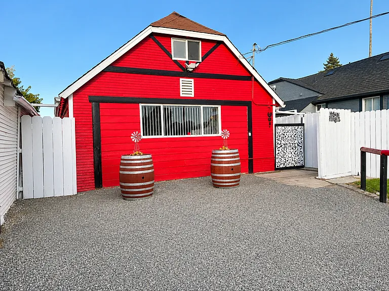 24488 Mohr Dr — Photo 4