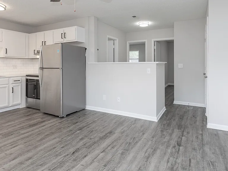 The Avery Apartments — Photo 10