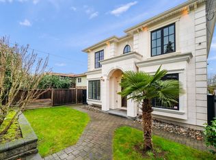 4859 Sardis St, Burnaby, BC V5H 1L4