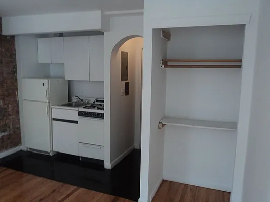 Rented by Sky Management | media 30