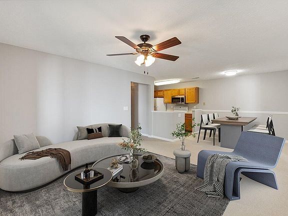 2nd image of 400 Marian Ln APT 7