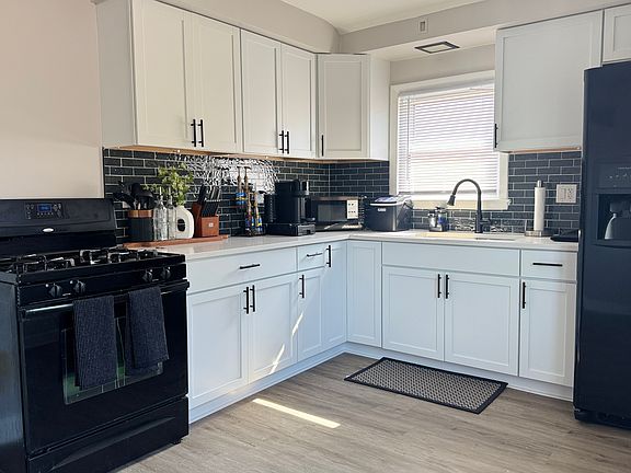 3rd image of 3155 S 39th St #2