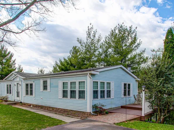 424 Westbury Dr, Souderton, PA 18964