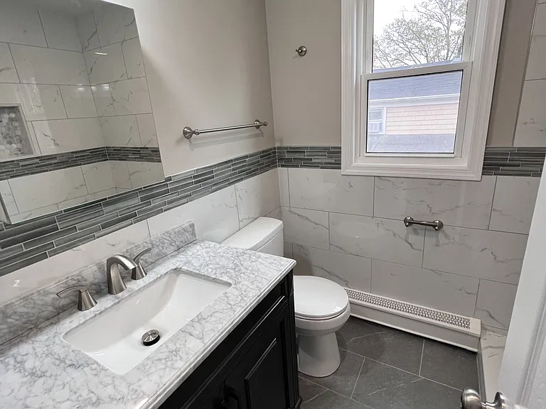 130 Morris Ave #10 — Photo 13