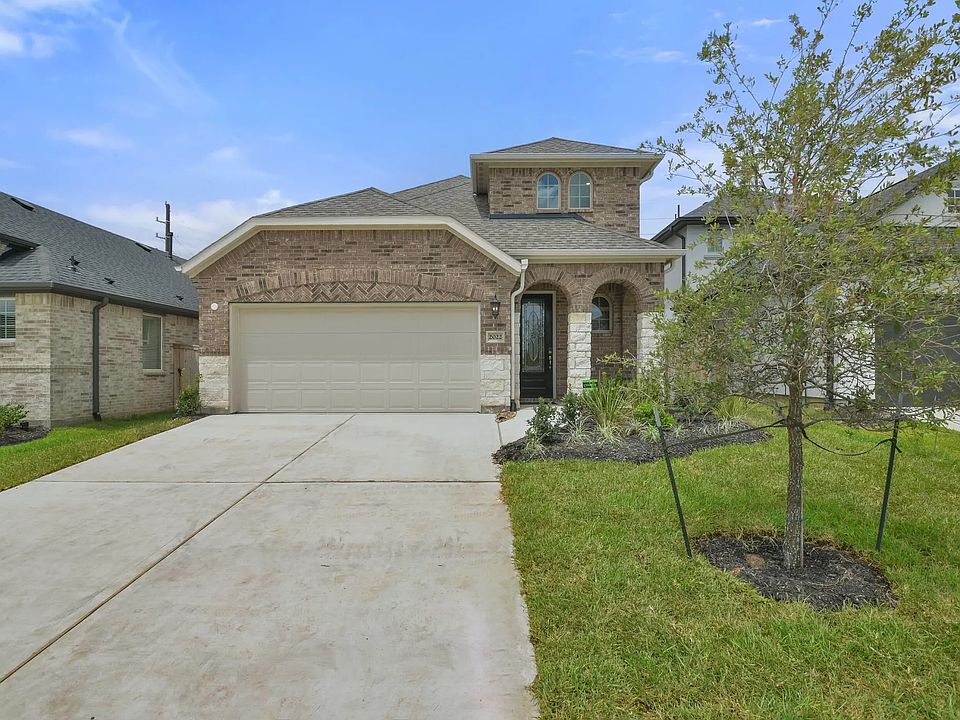 1st image of 2022 Woodgate Ln