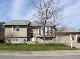 20005 E Grace Ln, Otis Orchards, WA 99027