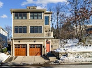 189 Pleasant St #189, Watertown, MA 02472