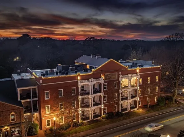 262 W Washington Street, Madison, GA 30650