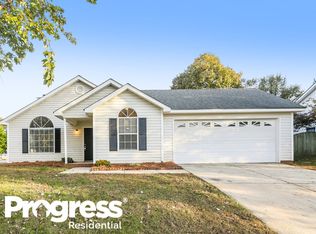 3828 Hunters Run Ln, Matthews, NC 28105