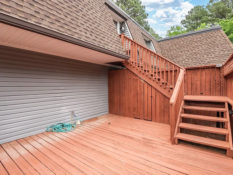 270 Summerwalk Cir — Photo 2