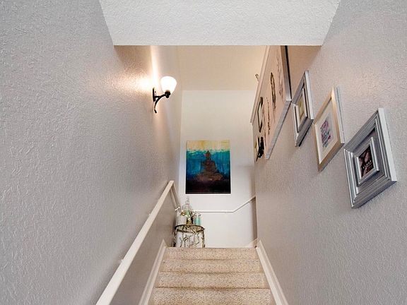 5th image of 502 Belmont Pl #502