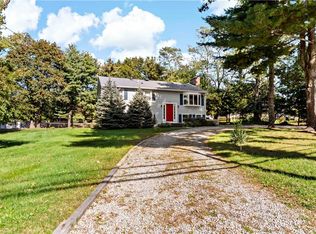 420 Newcomb Rd, North Kingstown, RI 02852