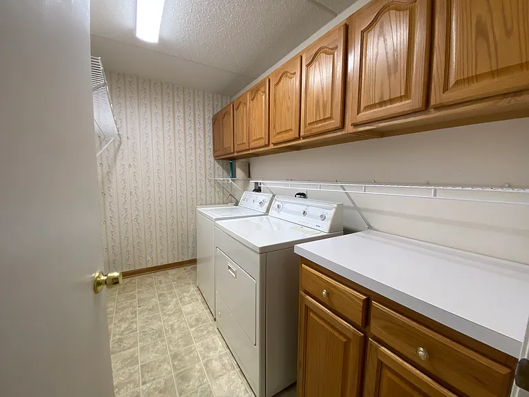 6430 W Berteau Ave #311 — Photo 14