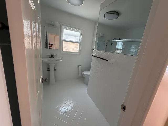 1320 Union St #B — Photo 8