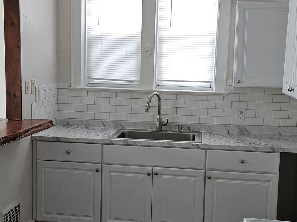 1st image of 801 2nd St Floor 1