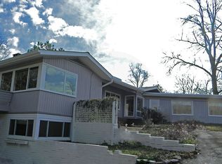 107 Westoverlook Dr, Oak Ridge, TN 37830