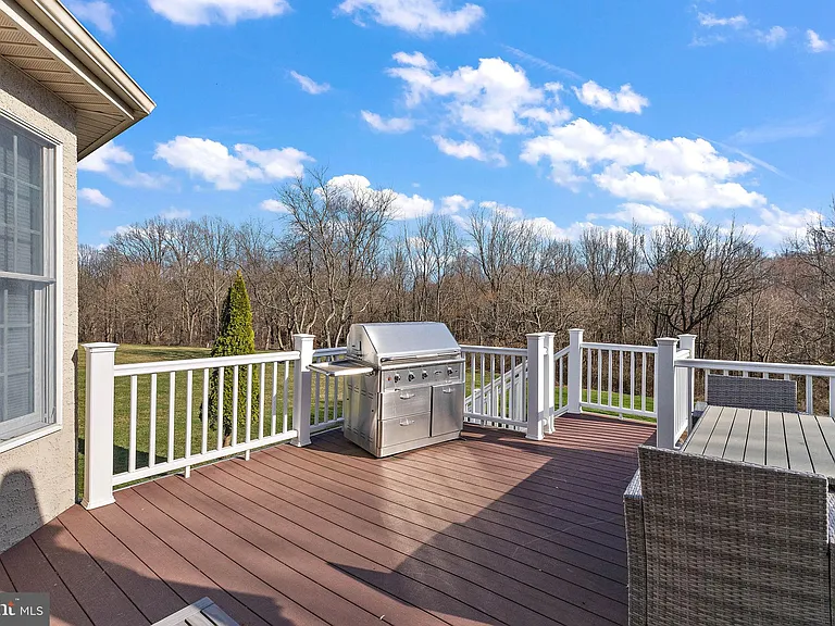 1891 Brackenville Rd — Photo 36