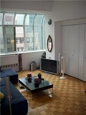 Rented by Bellmarc Realty | media 14