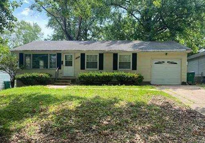 1st image of 1500 Golden Dr